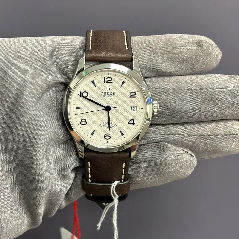 Tudor 1926 Swiss Automatic Opaline Dial Men's Watch- M91550-0010